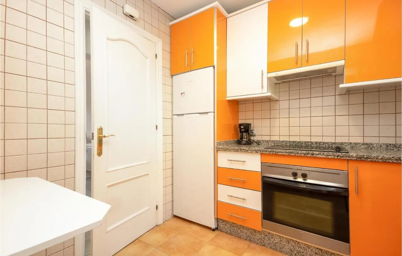 Nice Apartment In Calahonda With Wifi Sitio de Calahonda