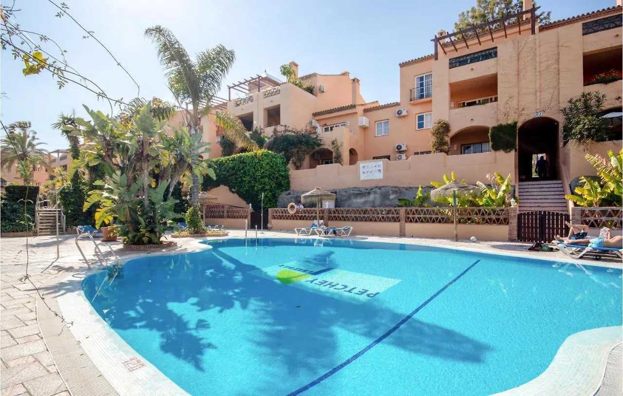 Nice Apartment In Calahonda With Wifi Sitio de Calahonda 0*,  İspanya